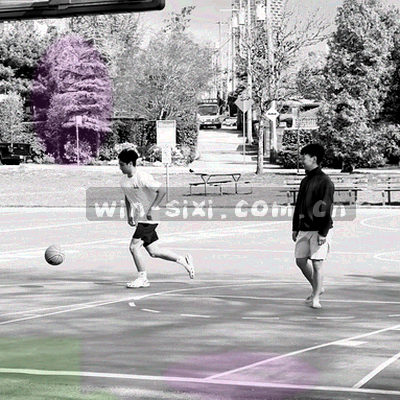 螺旋状时间隧道，象征历史记录归档与回溯
